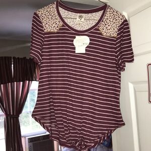 Self esteem top with tie in the front